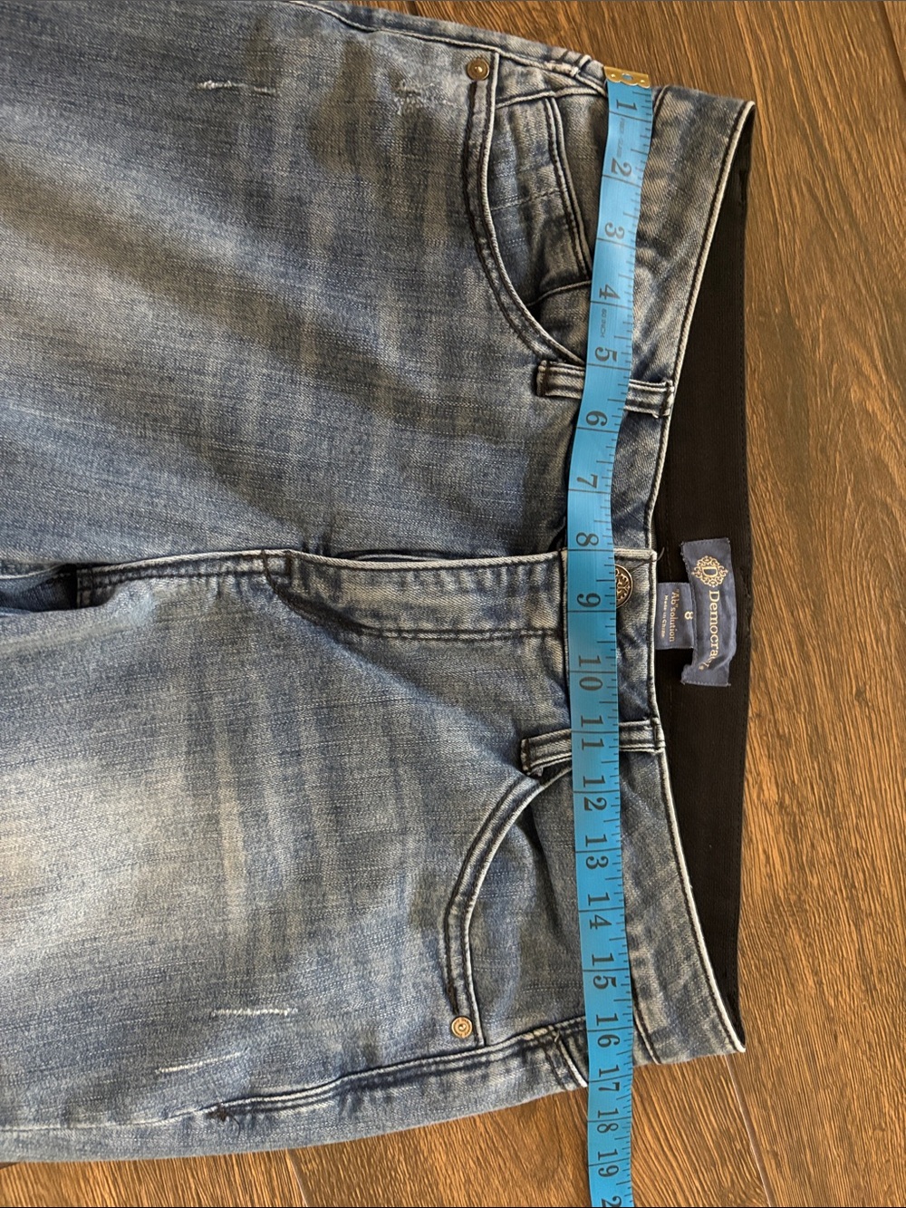 Democracy Mid-Rise Straight Jeans - Picture 3 of 5